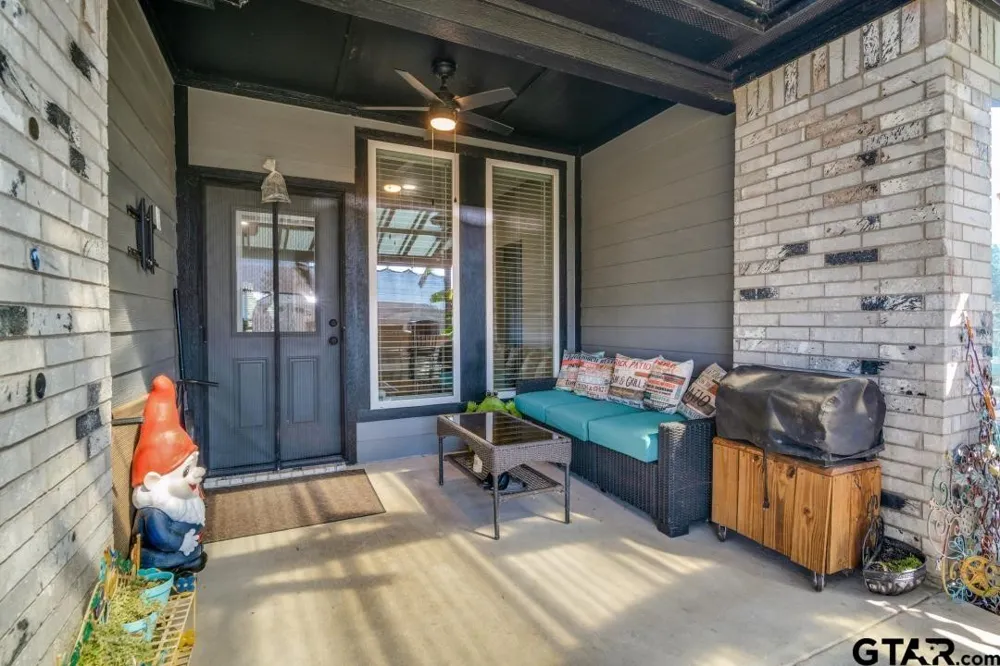 17409 Crossing Circle Lindale, TX 75771