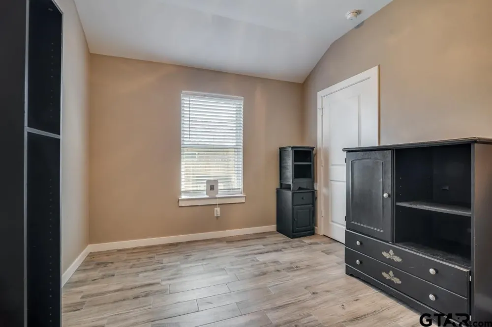 17409 Crossing Circle Lindale, TX 75771