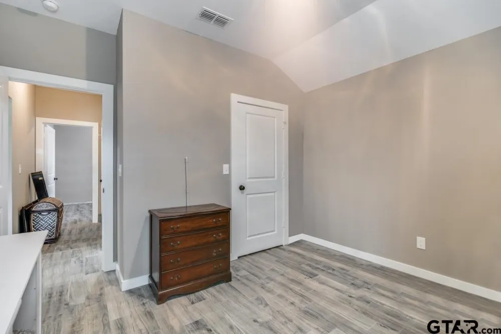 17409 Crossing Circle Lindale, TX 75771
