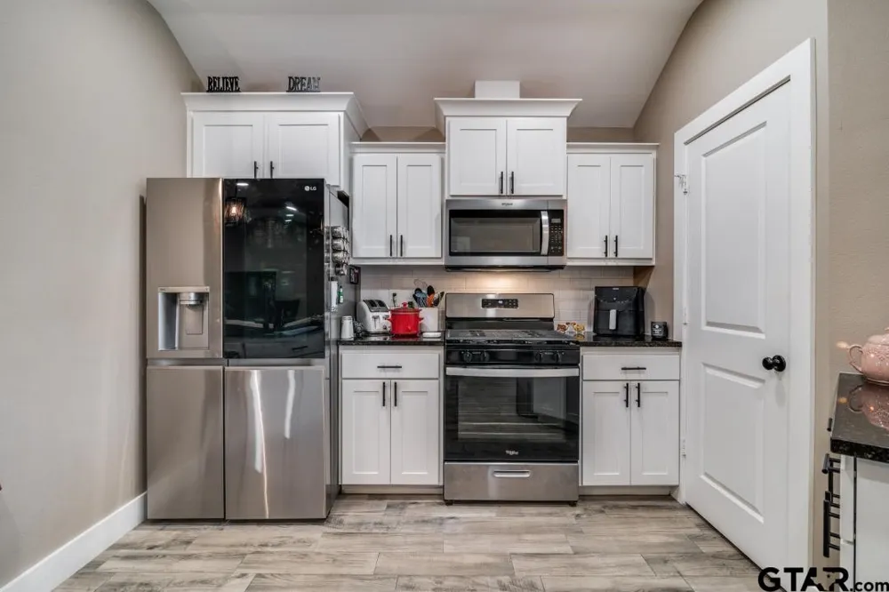 17409 Crossing Circle Lindale, TX 75771