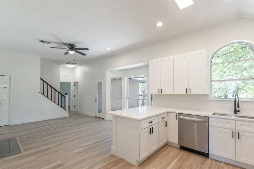 3901 Winter Park Balch Springs, TX 75180