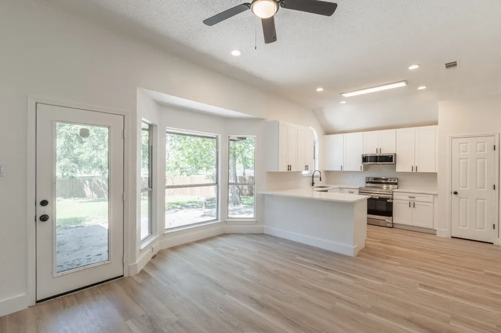 3901 Winter Park Balch Springs, TX 75180