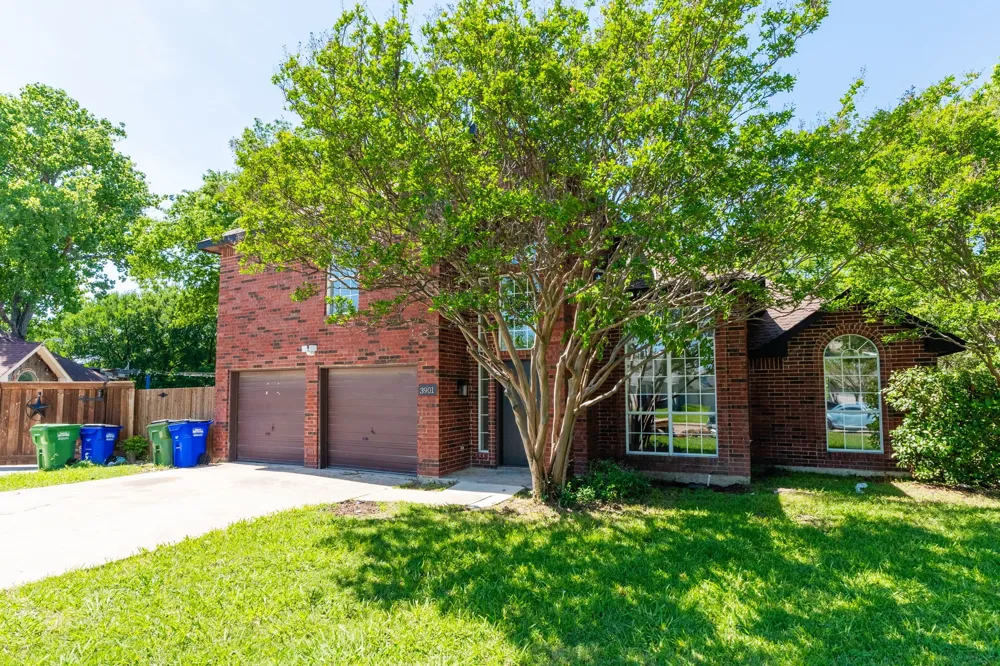 3901 Winter Park Balch Springs, TX 75180