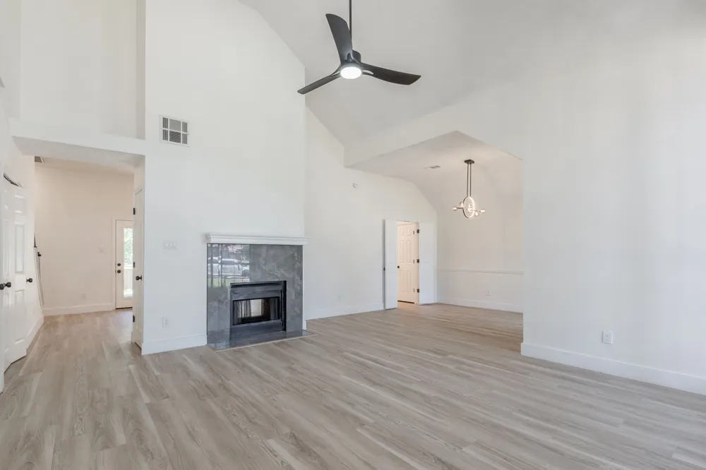 3901 Winter Park Balch Springs, TX 75180