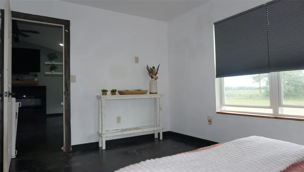 1410 Rs County Road 1235 Point, TX 75472
