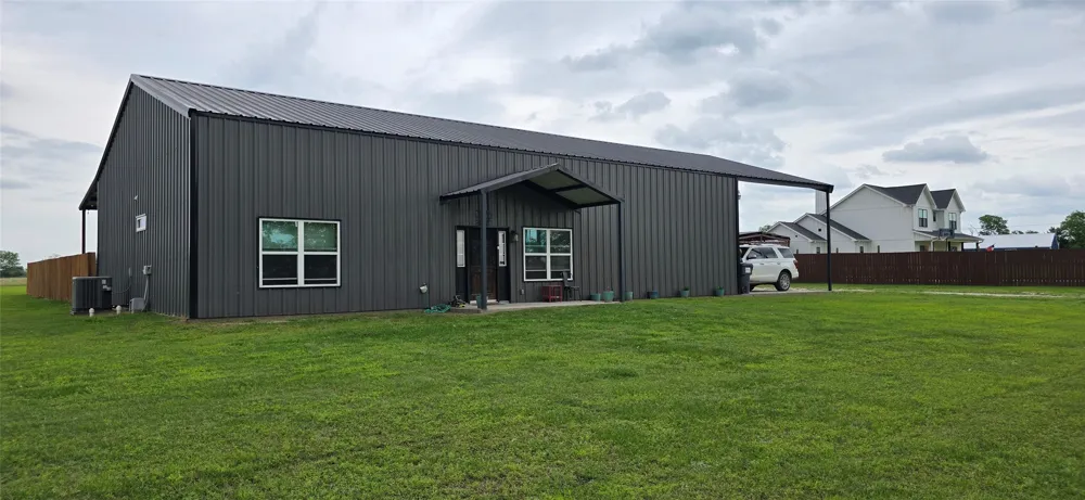 1410 Rs County Road 1235 Point, TX 75472