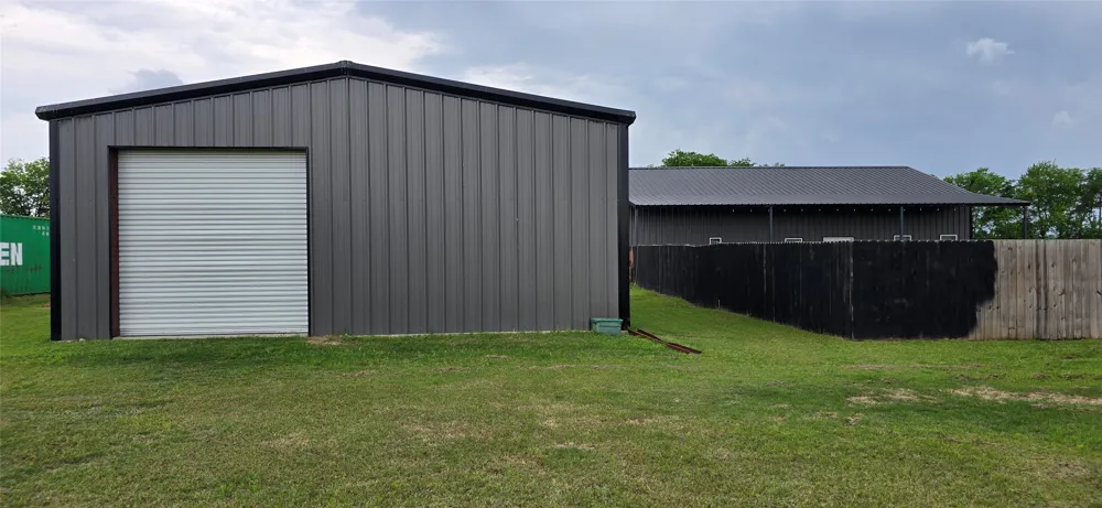 1410 Rs County Road 1235 Point, TX 75472