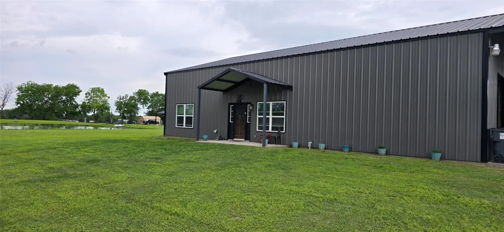 1410 Rs County Road 1235 Point, TX 75472