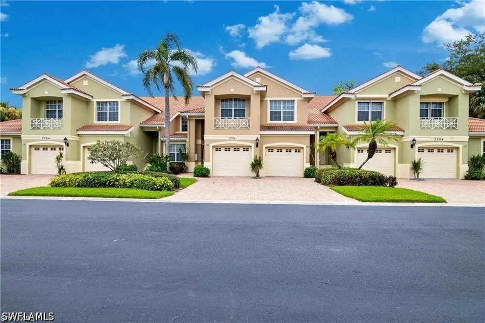 Ashton Oaks Lane #O-4-102 Naples, FL 34109