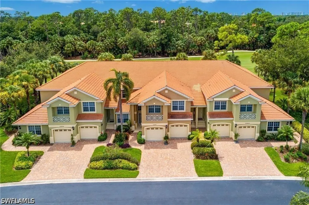 Ashton Oaks Lane #O-4-102 Naples, FL 34109