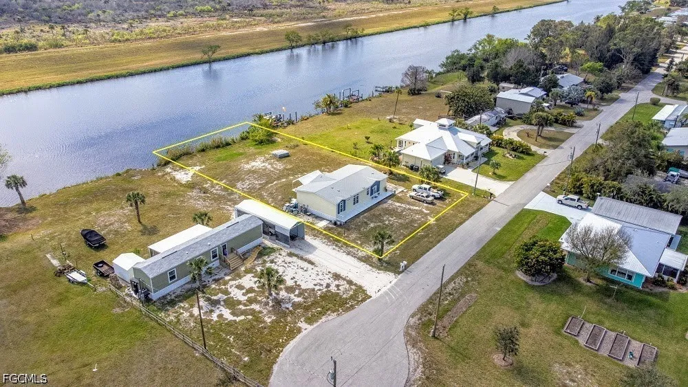 E Anchor Lane Moore Haven, FL 33471