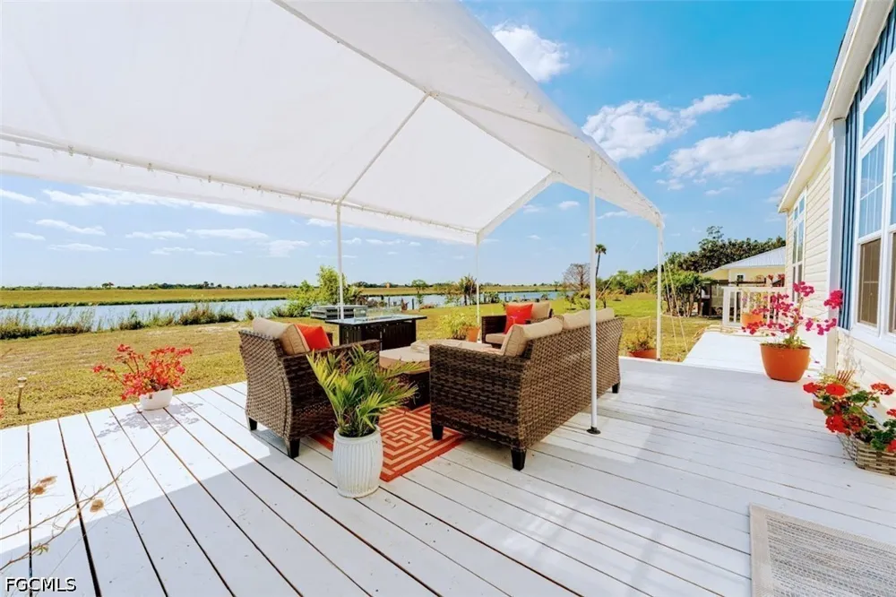 E Anchor Lane Moore Haven, FL 33471