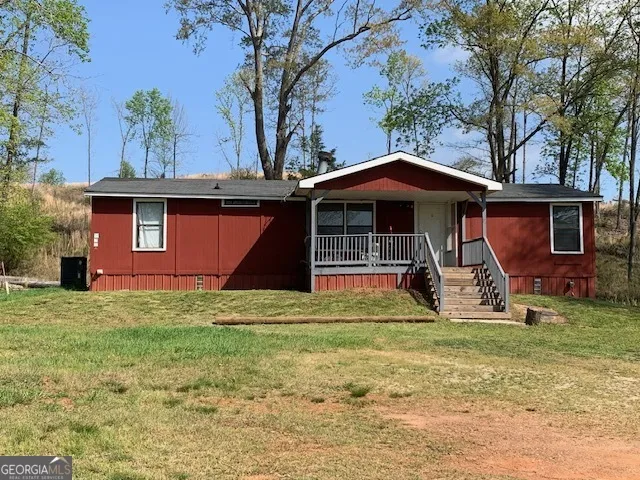 1211 Veterans DR Danielsville, GA 30633