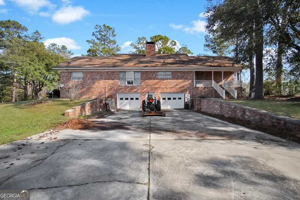 2060 Us Highway 80 HWY Bloomingdale, GA 31302