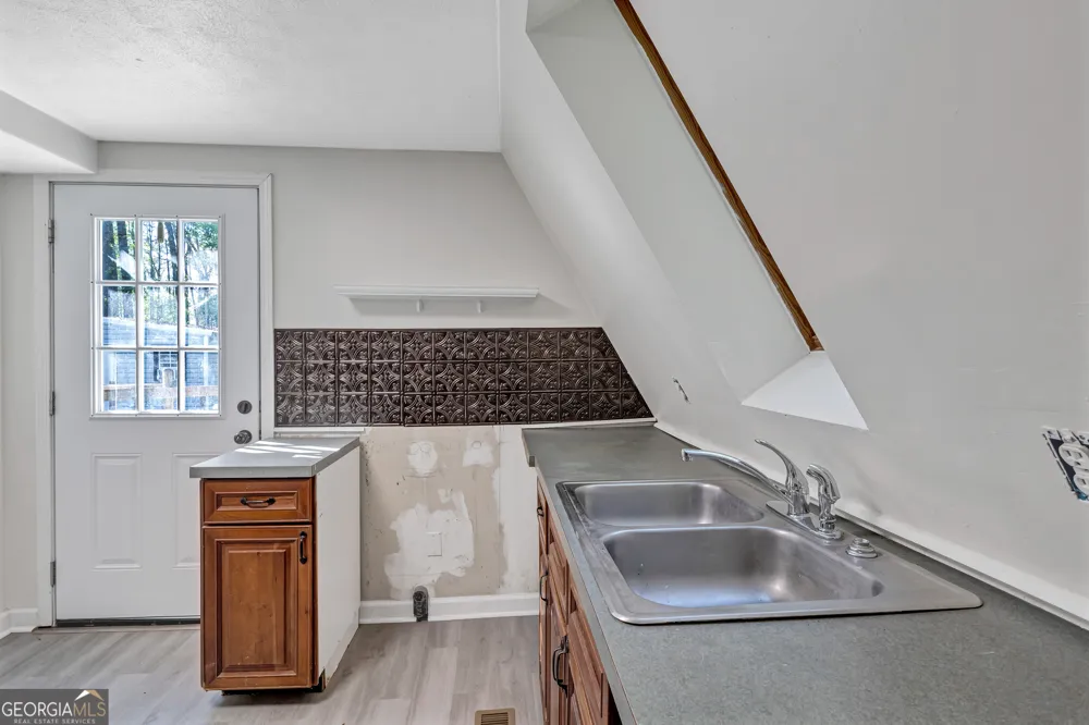 12005-A Hutcheson Ferry RD Chattahoochee Hills, GA 30268