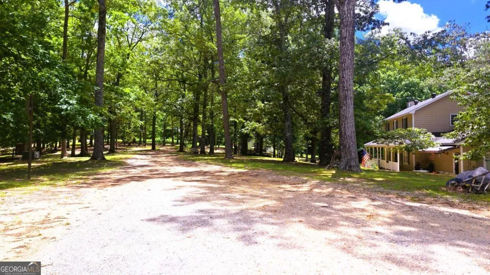 112 Brannon RD Buchanan, GA 30113