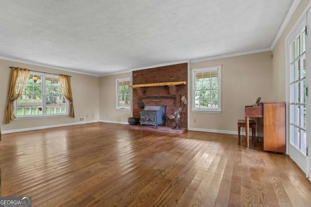112 Brannon RD Buchanan, GA 30113