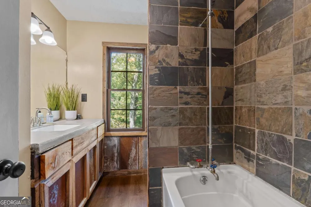 112 Brannon RD Buchanan, GA 30113