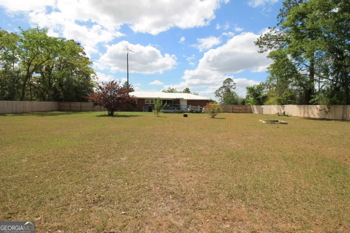 1749 Us Highway 1 N Alma, GA 31510