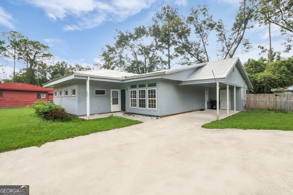 757 Old Screven RD Jesup, GA 31545