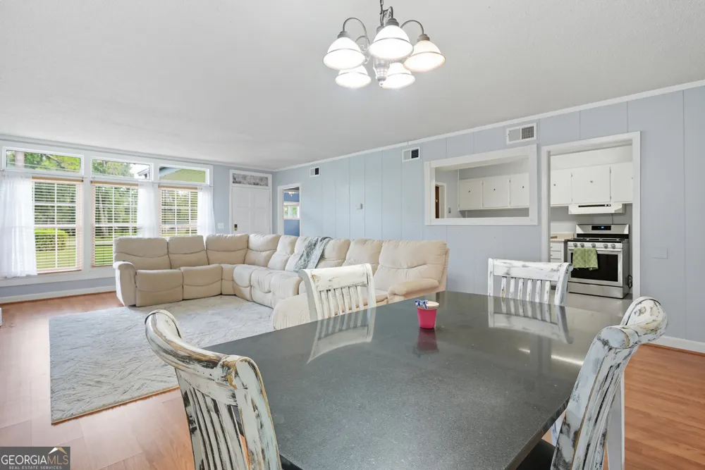 757 Old Screven RD Jesup, GA 31545