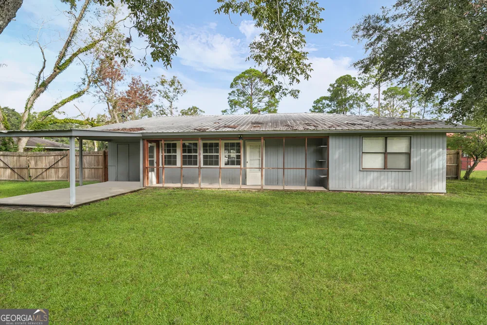 757 Old Screven RD Jesup, GA 31545