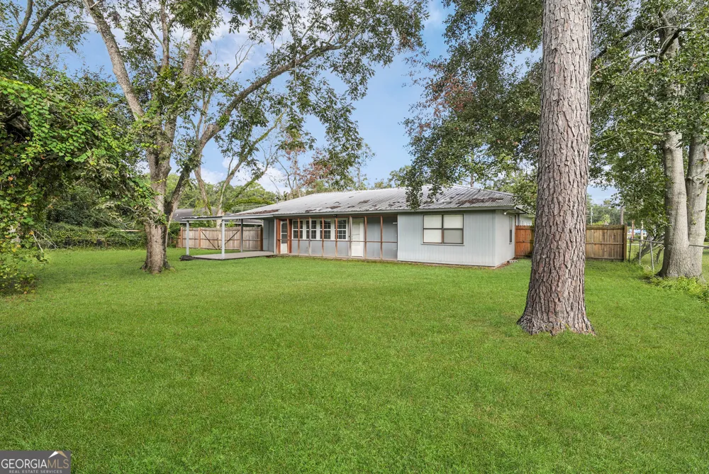 757 Old Screven RD Jesup, GA 31545