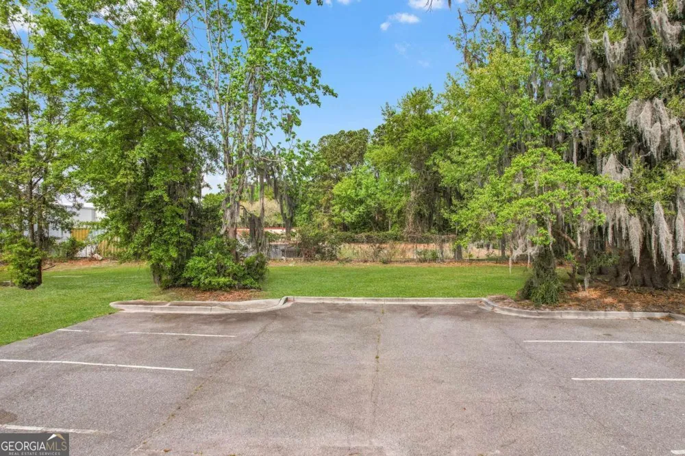 301 Rowland AVE Savannah, GA 31406
