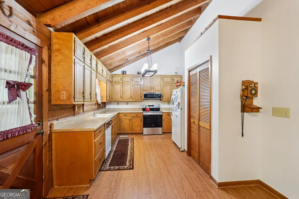 9120 Wilkerson Mill RD Chattahoochee Hills, GA 30268
