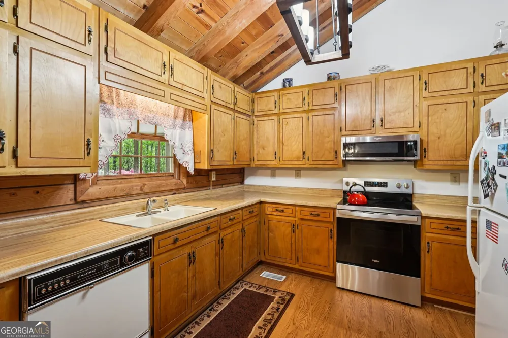 9120 Wilkerson Mill RD Chattahoochee Hills, GA 30268