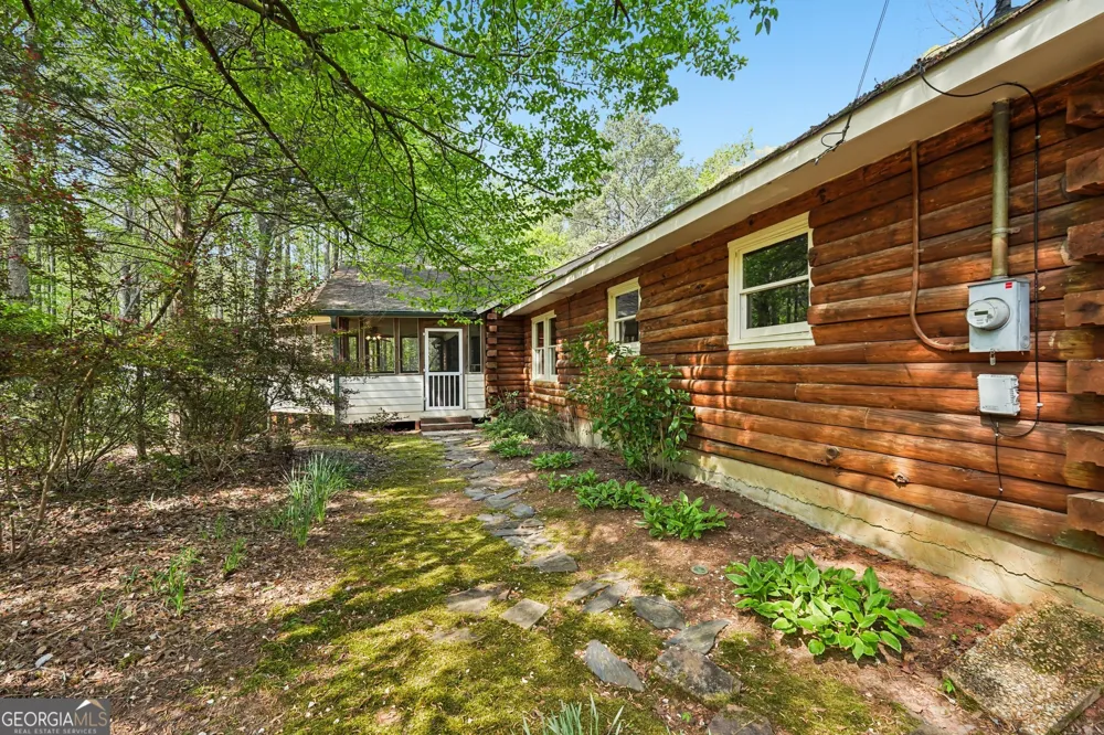 9120 Wilkerson Mill RD Chattahoochee Hills, GA 30268