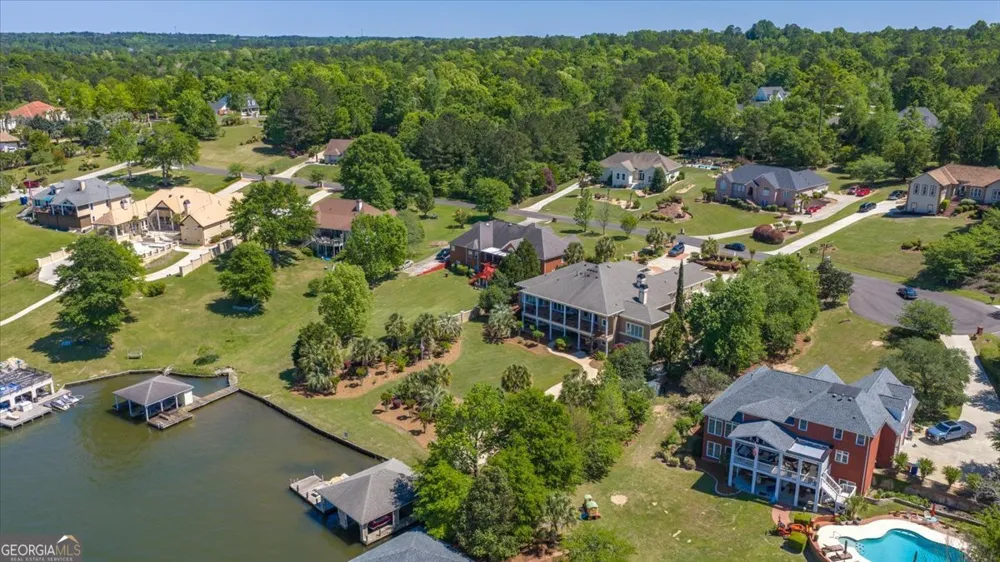 350 Hillridge CV Lizella, GA 31052