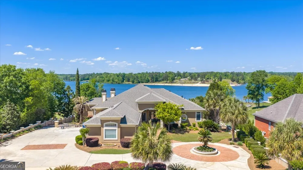 350 Hillridge CV Lizella, GA 31052