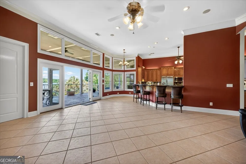 350 Hillridge CV Lizella, GA 31052