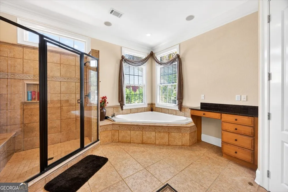 350 Hillridge CV Lizella, GA 31052