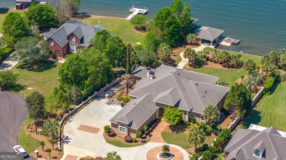 350 Hillridge CV Lizella, GA 31052