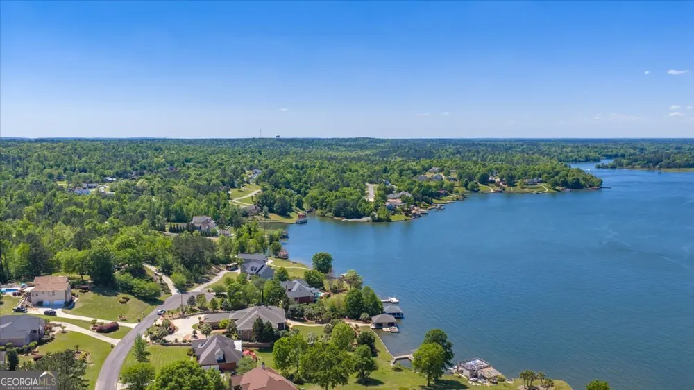 350 Hillridge CV Lizella, GA 31052