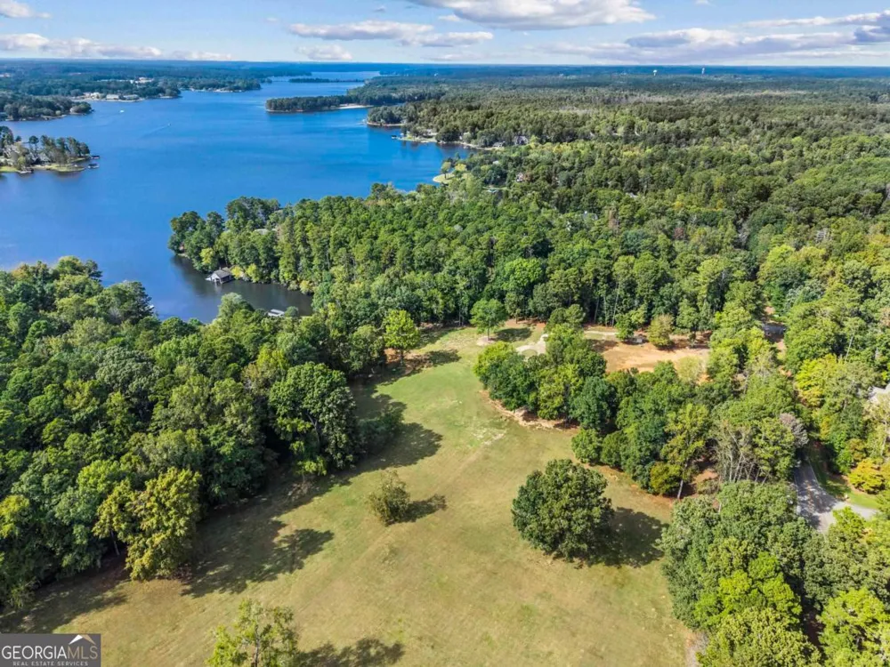 1901 Pine Grove RD Greensboro, GA 30642