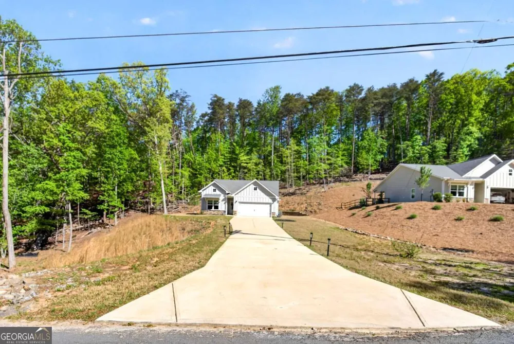 118 Cherokee DR Waleska, GA 30183