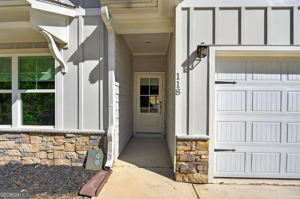118 Cherokee DR Waleska, GA 30183