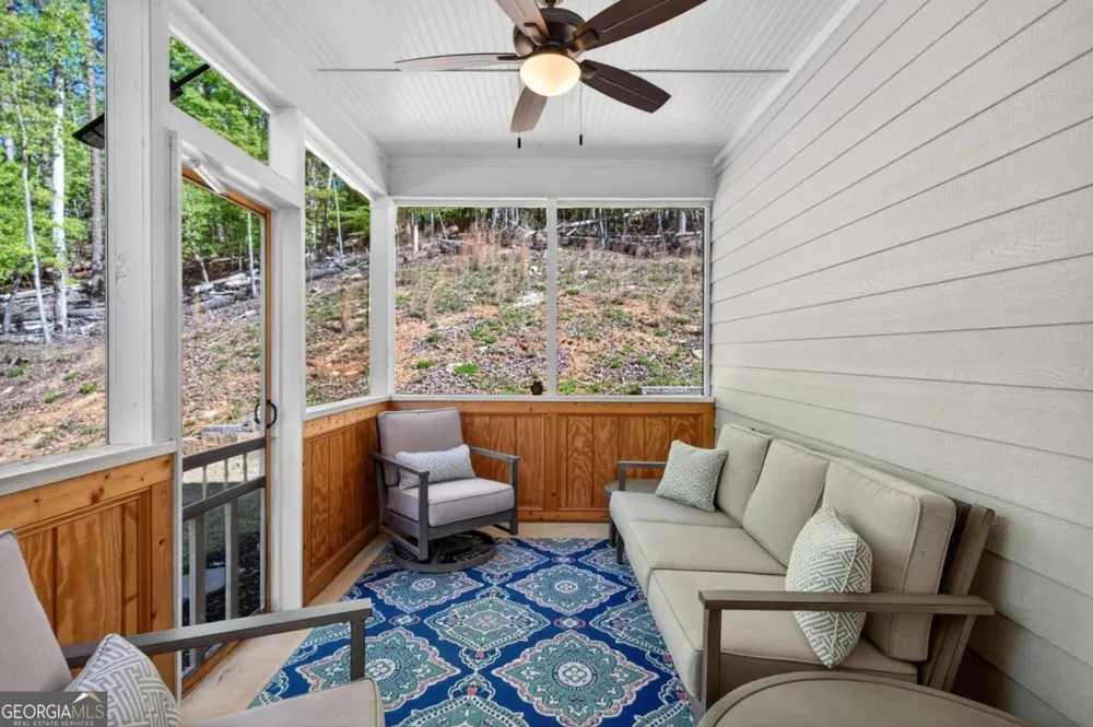 118 Cherokee DR Waleska, GA 30183