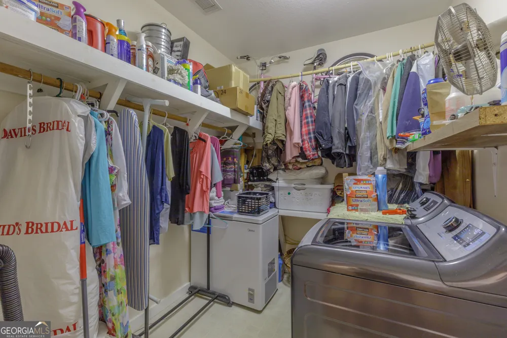 765 Greenbush RD LaFayette, GA 30728