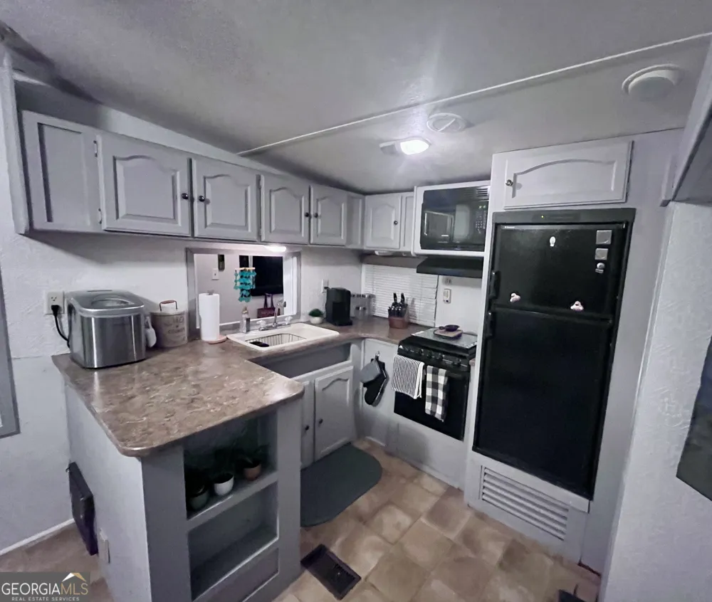146 CANYON PASS Cleveland, GA 30528