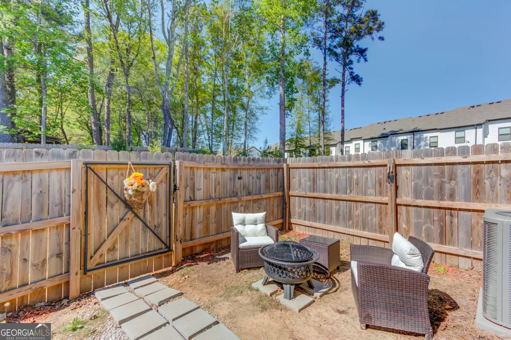 39 Auburn Valley WAY Auburn, GA 30011