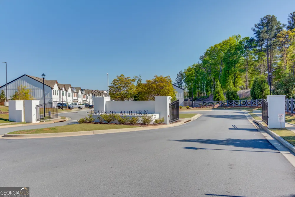 39 Auburn Valley WAY Auburn, GA 30011