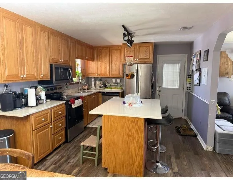 725 Strickland Town RD Luthersville, GA 30251