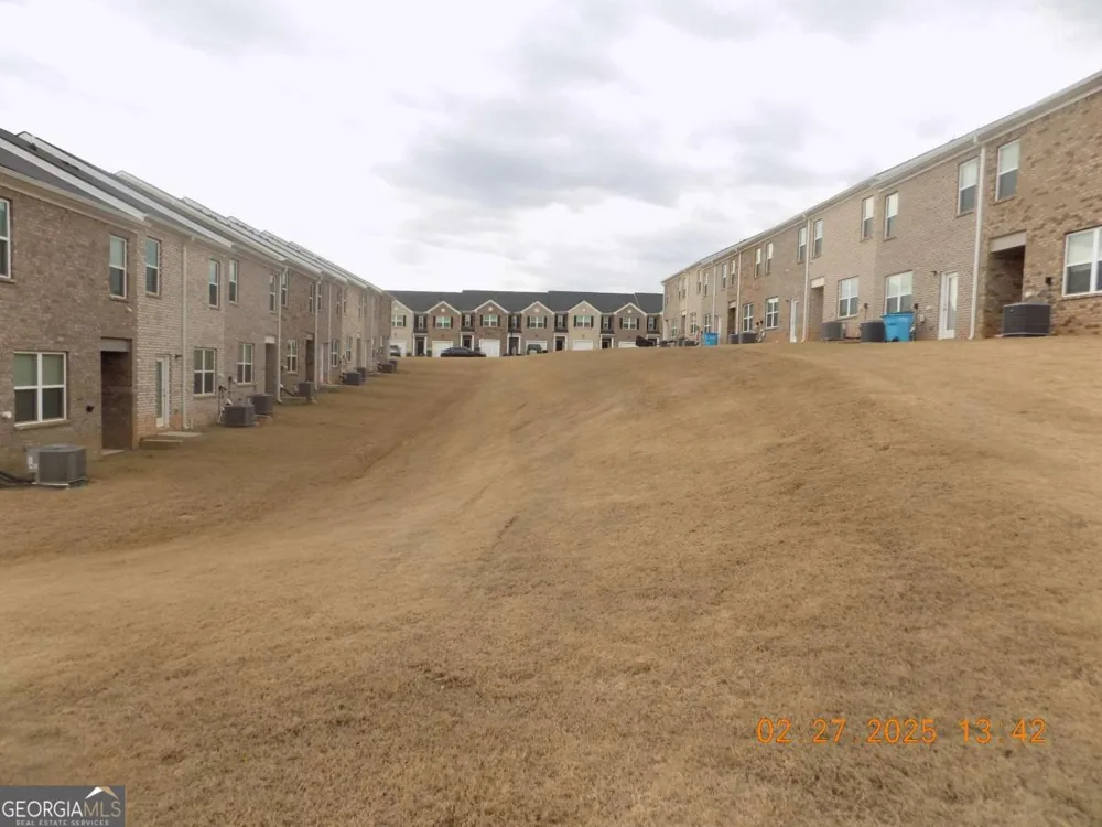 1302 Speckle Park WAY Stockbridge, GA 30281