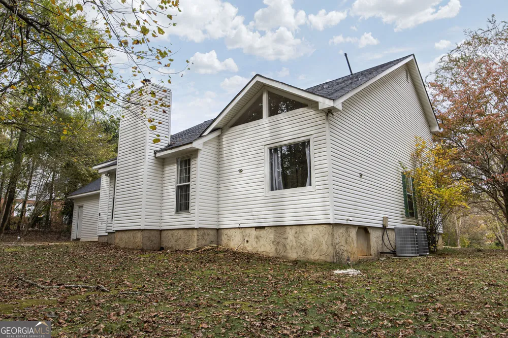 35 Palmer PL Sharpsburg, GA 30277