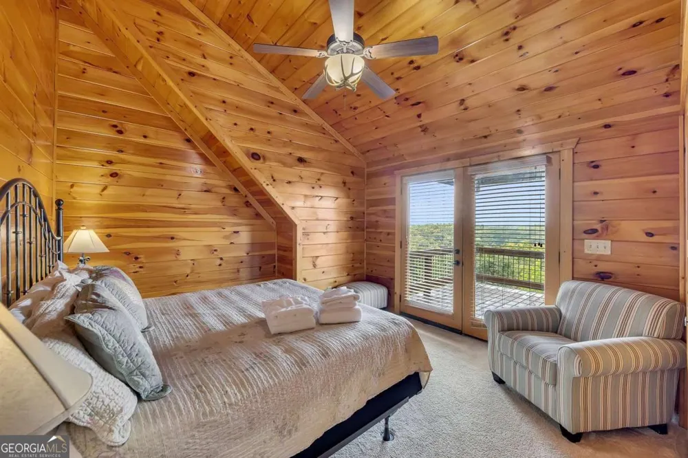 499 Raven Ridge CIR Mineral Bluff, GA 30559