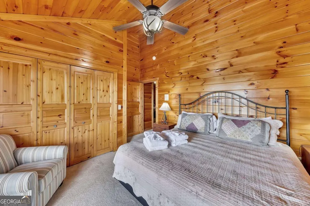 499 Raven Ridge CIR Mineral Bluff, GA 30559